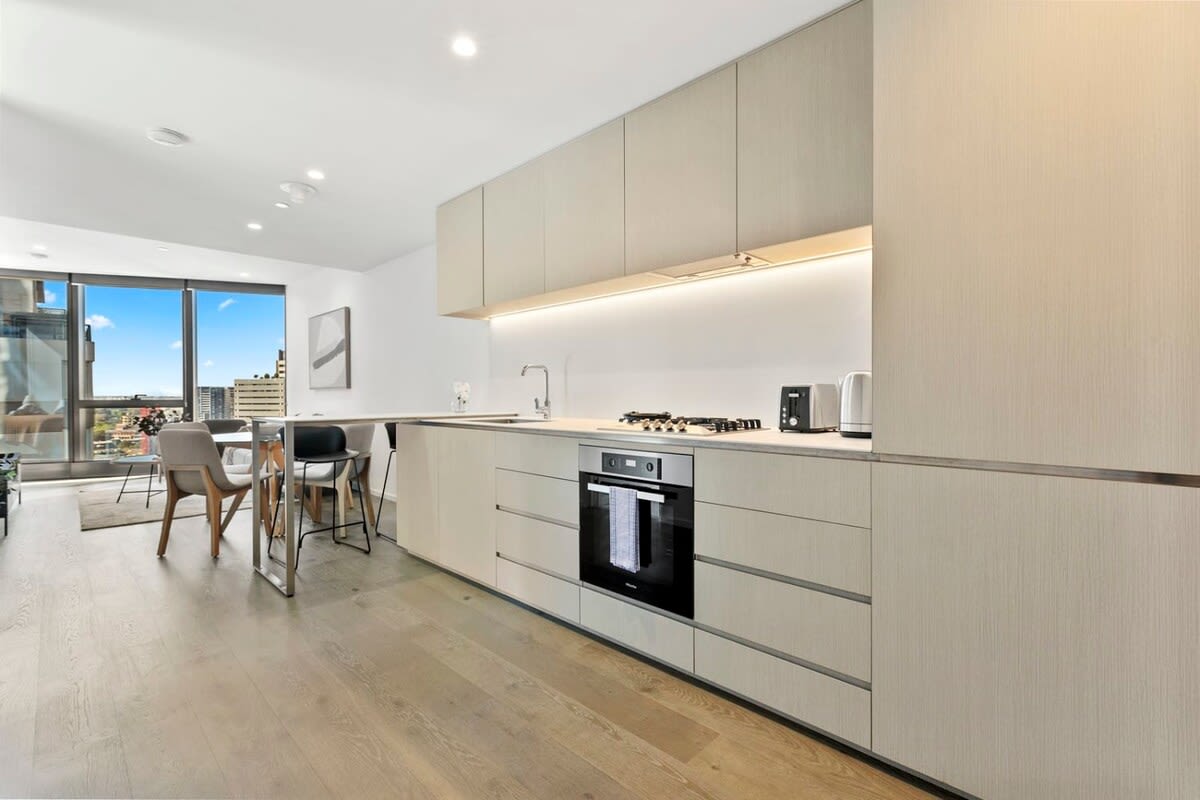Full Kitchen